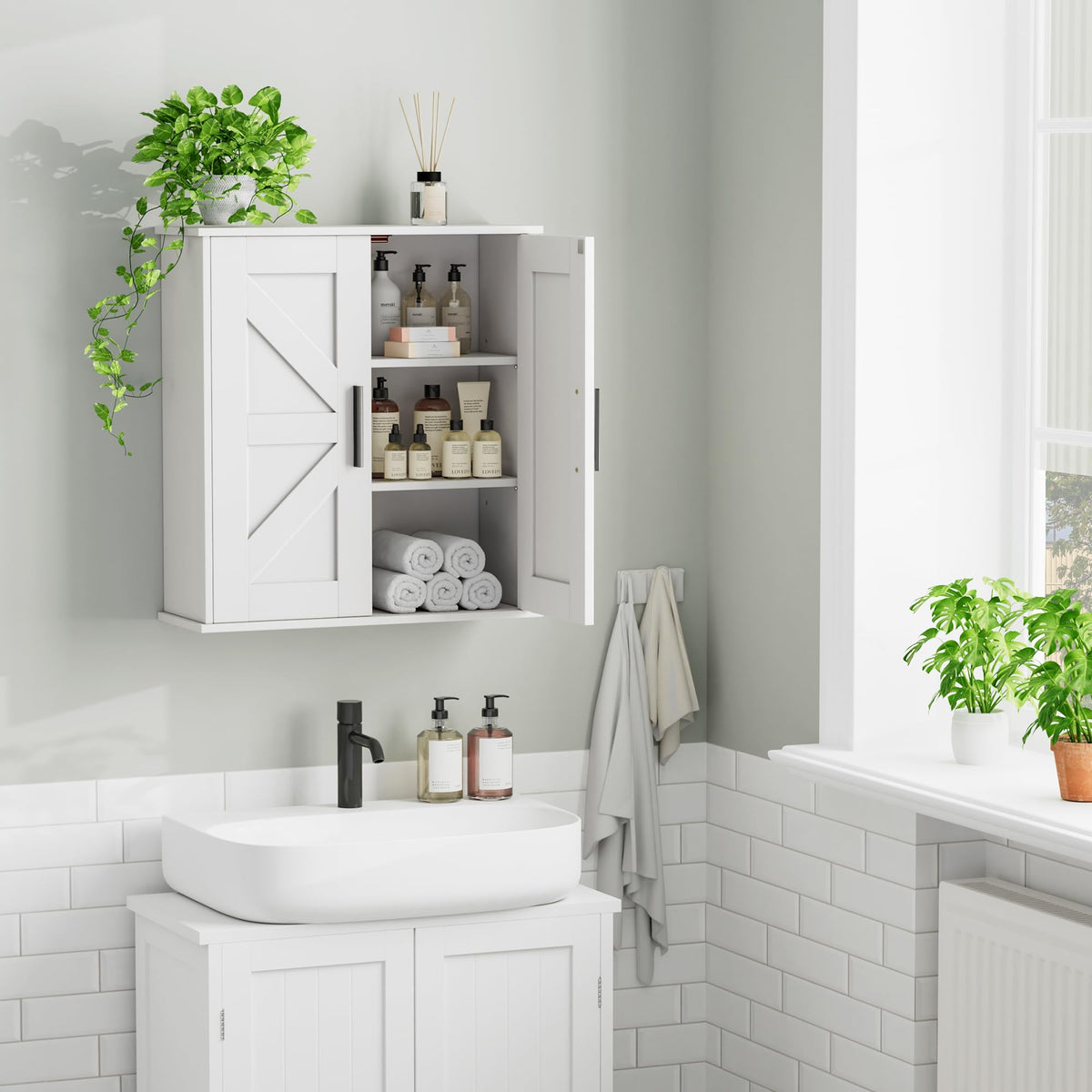 Bathroom Wall Cabinet with Adjustable Shelves D568