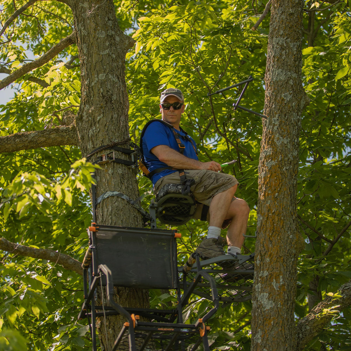 1 Person 21 Foot Climbing Tree Stand with Lumbar Seat J319